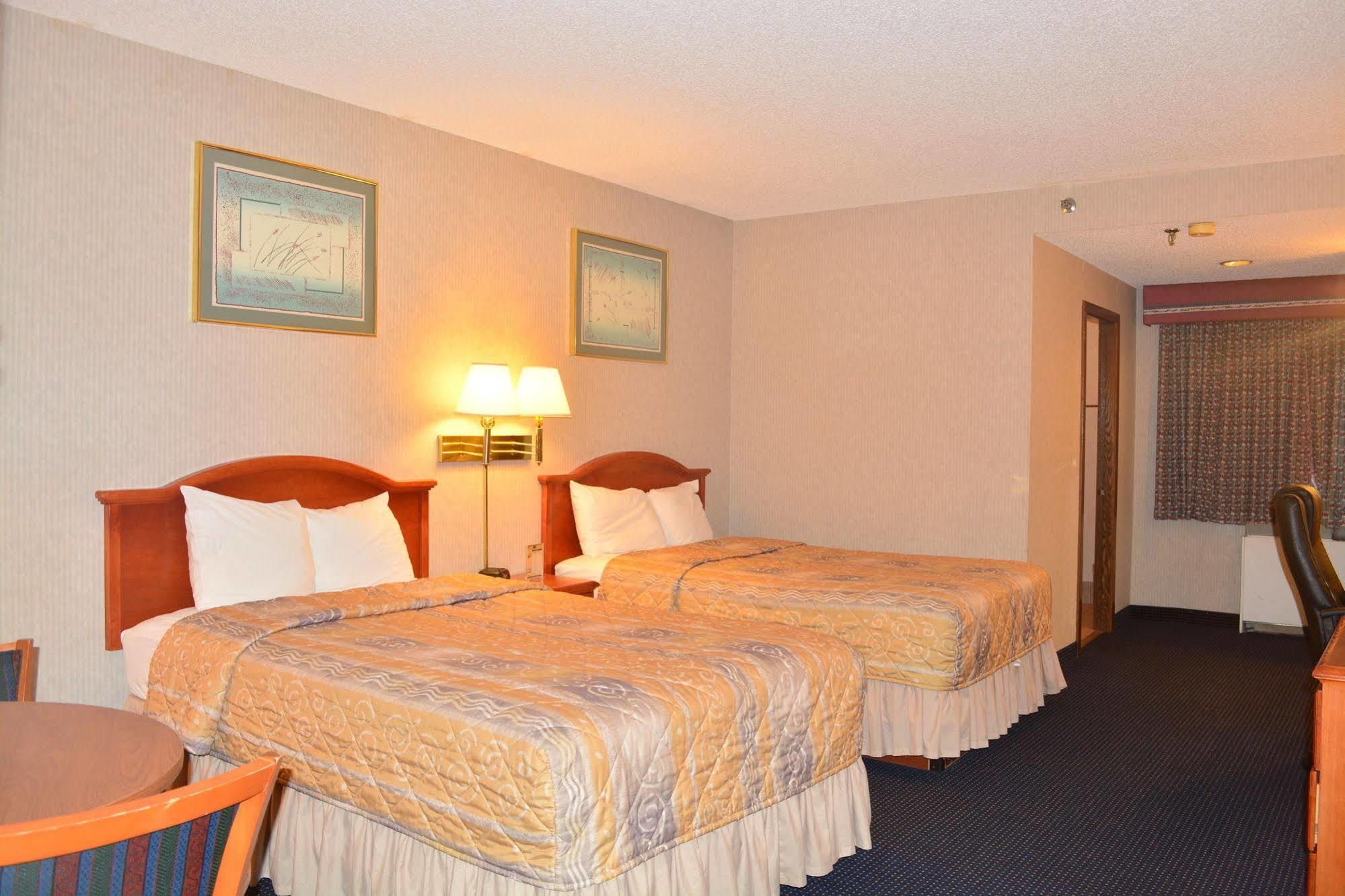 Elk Grove Hotel Елк Гроув Вилидж Екстериор снимка