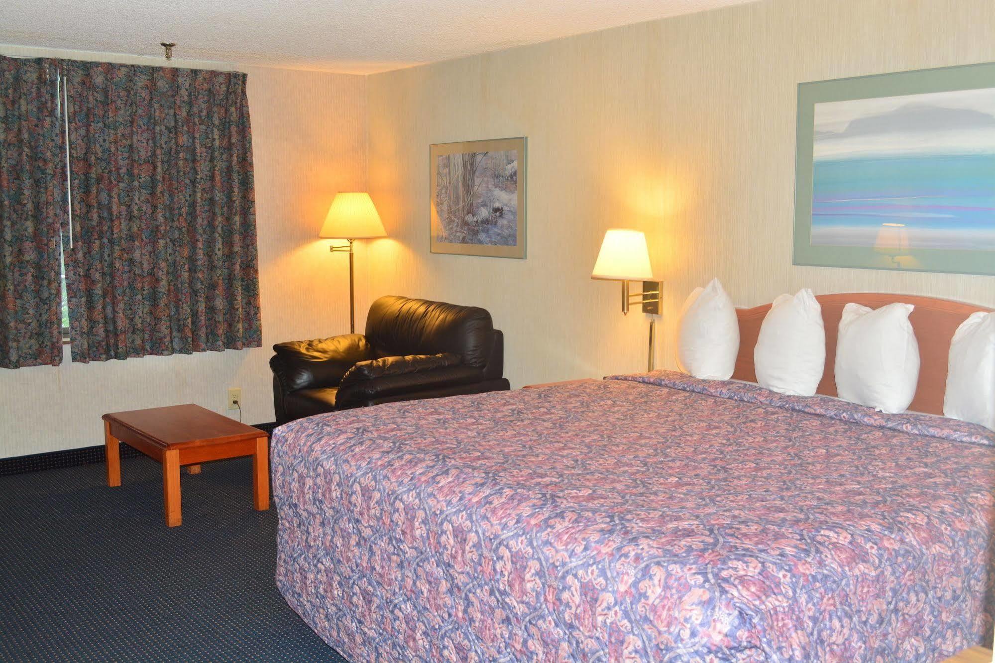 Elk Grove Hotel Елк Гроув Вилидж Екстериор снимка